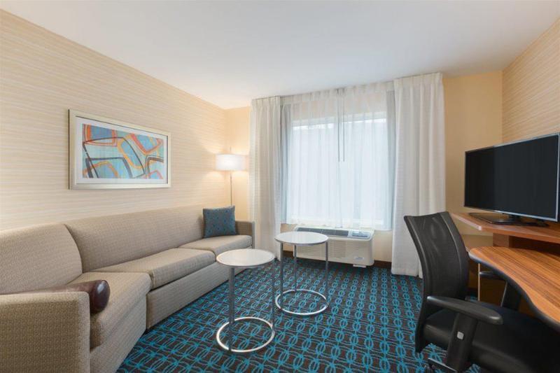 Towneplace Suites By Marriott Pittsburgh Airport/Robinson Township Екстер'єр фото