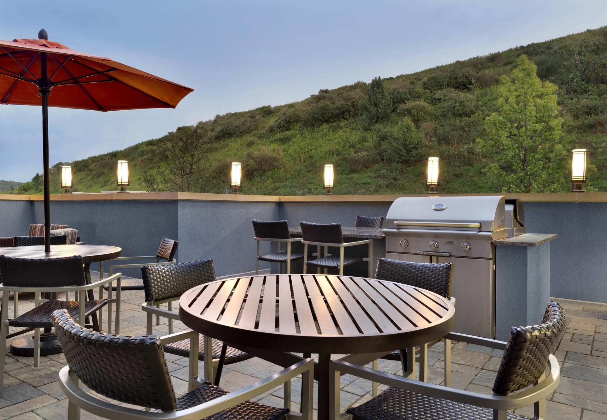 Towneplace Suites By Marriott Pittsburgh Airport/Robinson Township Екстер'єр фото