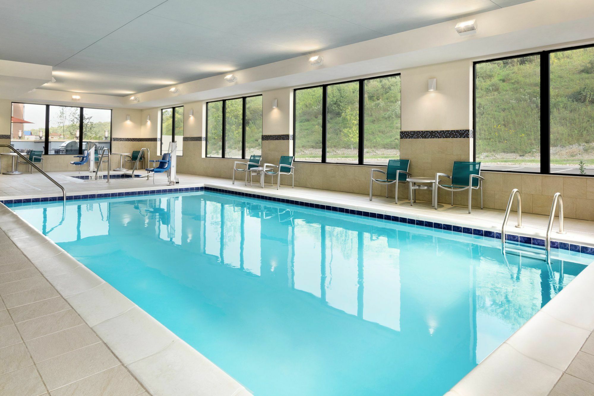 Towneplace Suites By Marriott Pittsburgh Airport/Robinson Township Екстер'єр фото